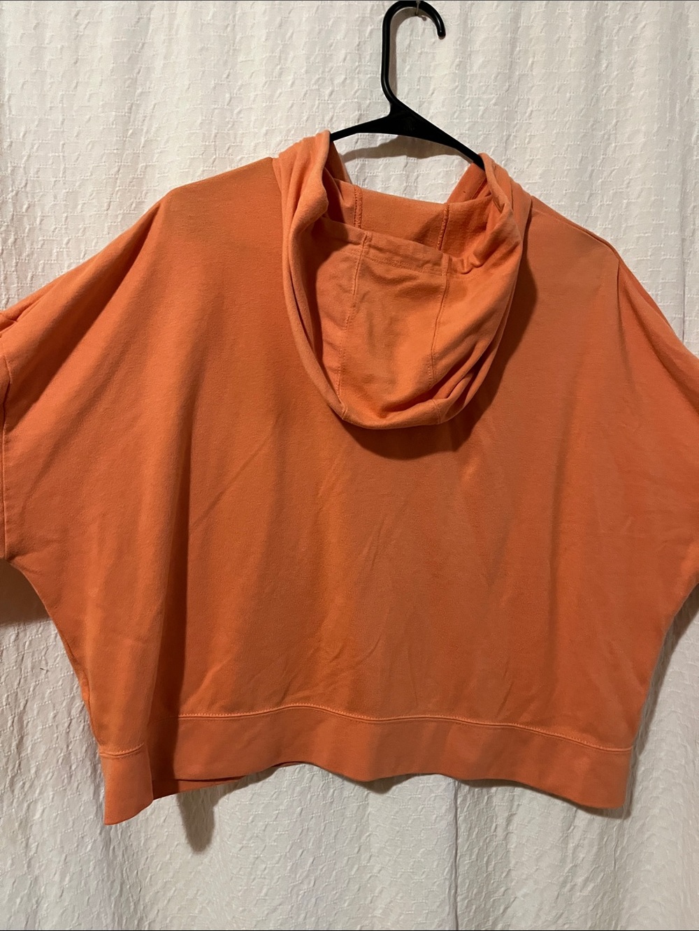 NIKI CROPPED Dolman Sleeves HOODIE - Orange - Sz: Lrg Unusual *See last 2 pics*